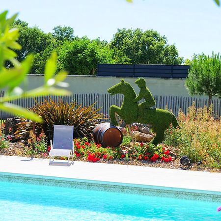 Cottage Avec Piscine Au Coeur Du Saumur Champigny Souzay-Champigny المظهر الخارجي الصورة